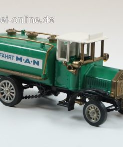 ZISS Modell | MAN erster Diesel Lastwagen 1923/24 | Tankwagen ,grün | Oldtimer LKW